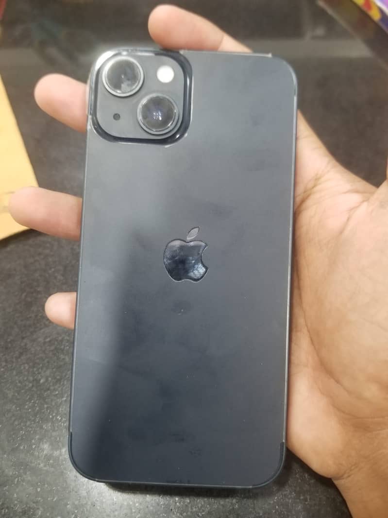 Apple iPhone 13 4