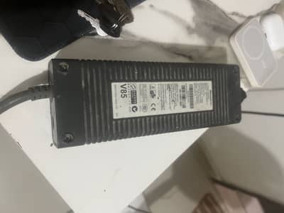 Xbox 360 power supply and controller