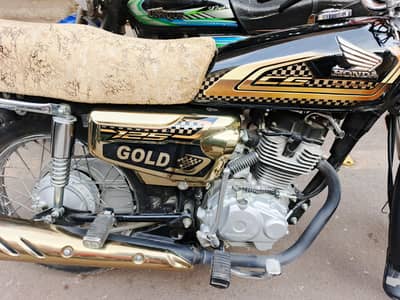 honda 125 gold edition, excellent condition