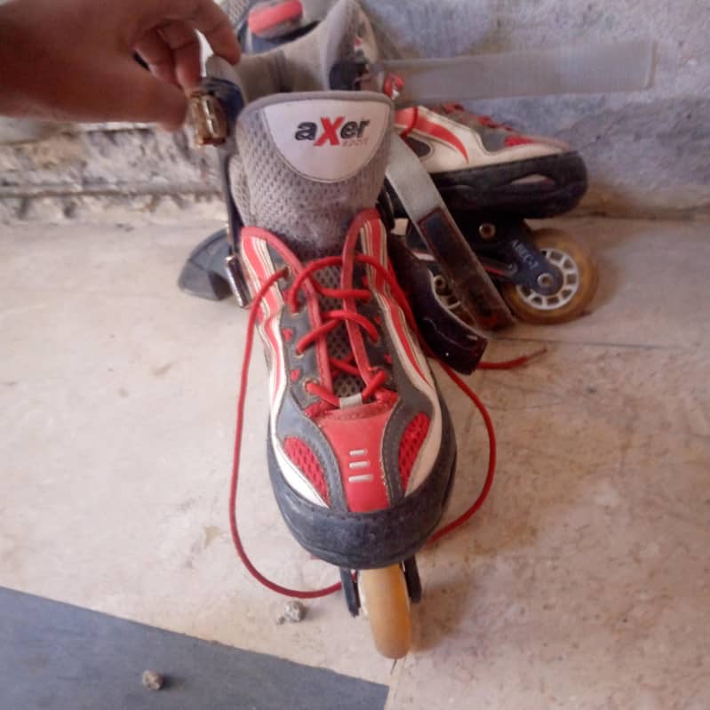 skates 0