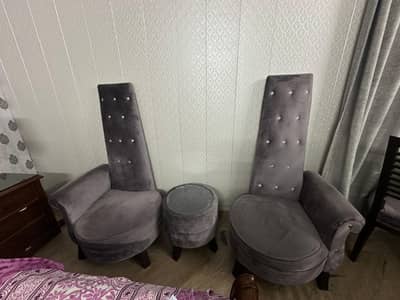 2 seater sofa with round center table