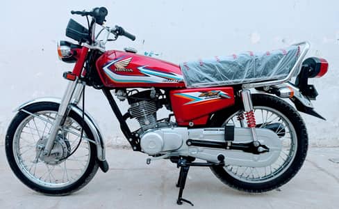 honda 125 (2016) Karachi number complete file bio matric available
