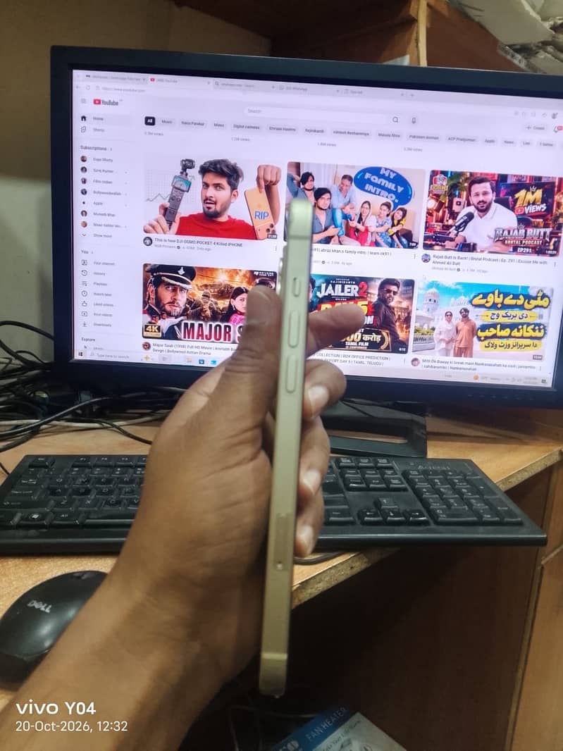 Apple iPhone 15 plus 5
