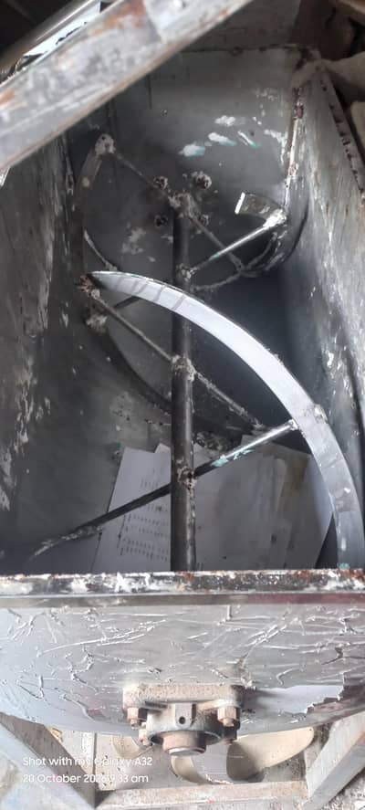 40 Kg Capacity Steel Mixer with Gear moter