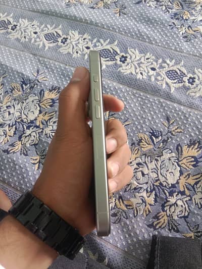 Apple iPhone 15 Pro