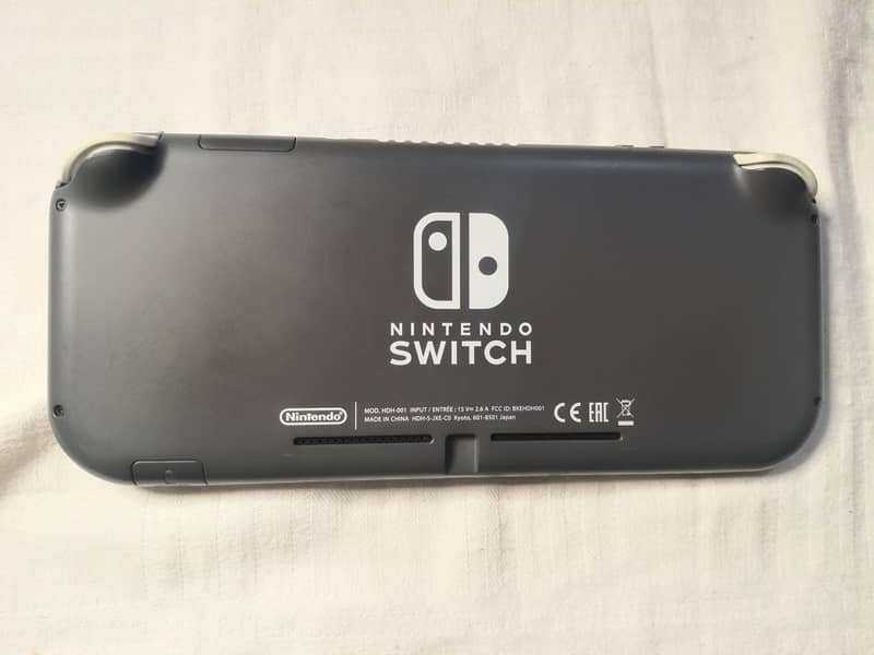 NINTENDO SWITCH LITE 1