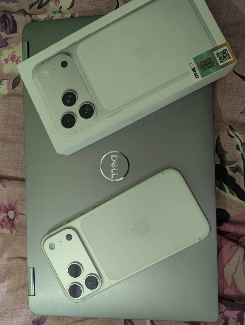 Apple iPhone 17 Pro Max 1
