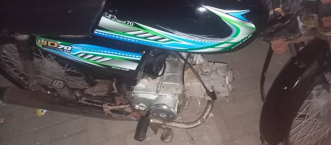 unique Xtreme plus 2023 k 11 month ki bike ha sield or sun ingan ha