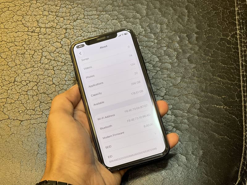 Apple iPhone 11 Pro 5