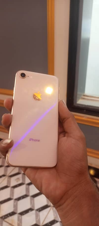 Apple iPhone 8