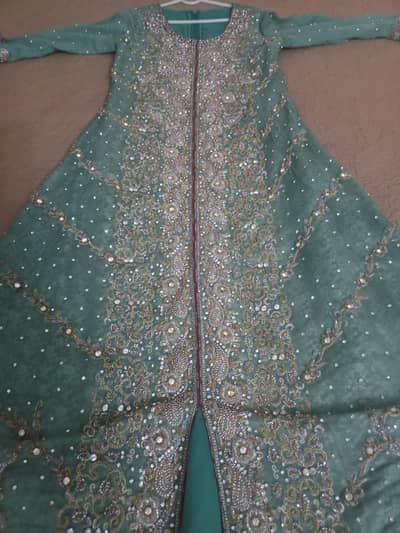 long maxi for sale one time used,, beautiful color