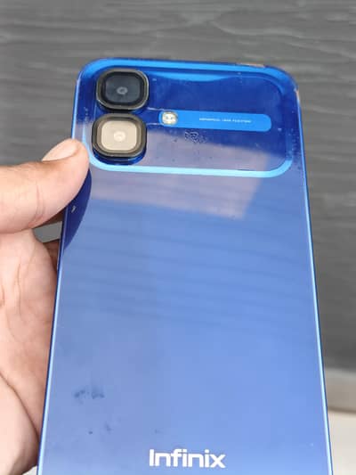 Infinix Smart 20 4/128gb condition10/9 In warranty urgent sale