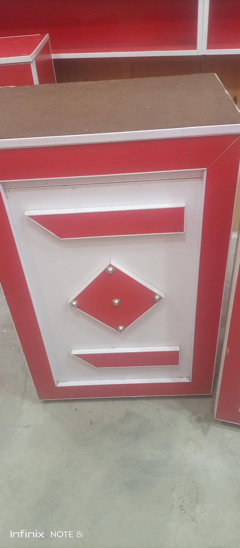 mobile store 2