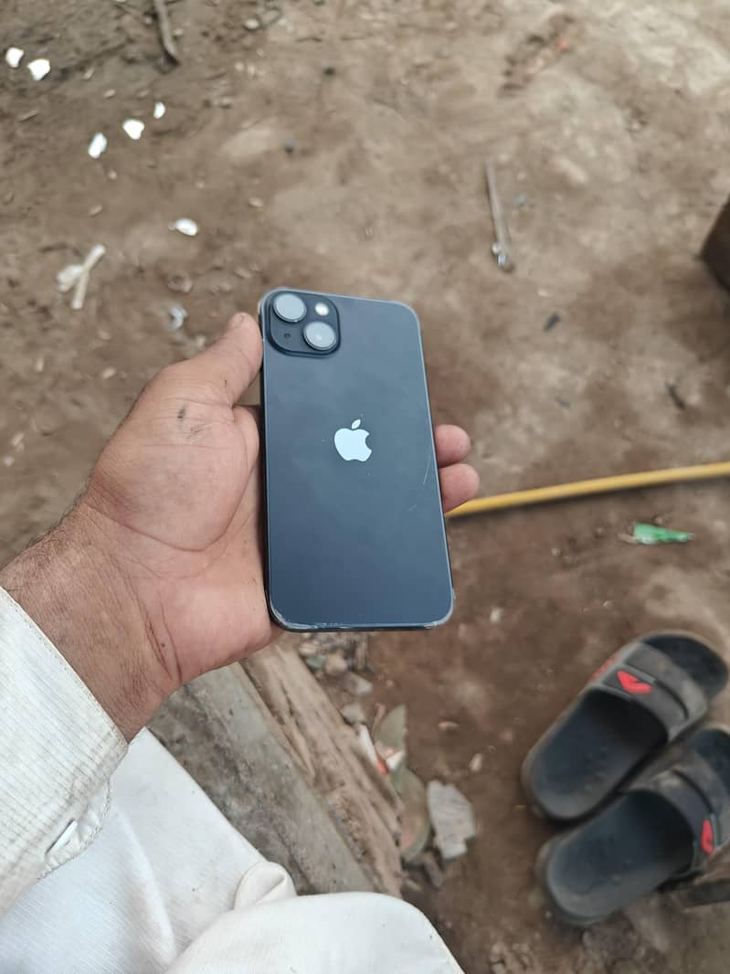 Apple iPhone 13 1