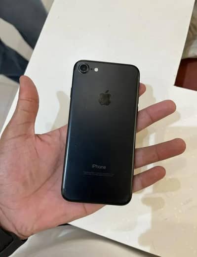 Apple iPhone 7