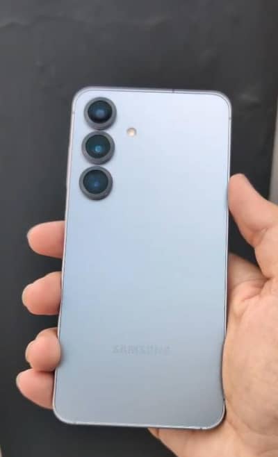 Samsung Mobile S25