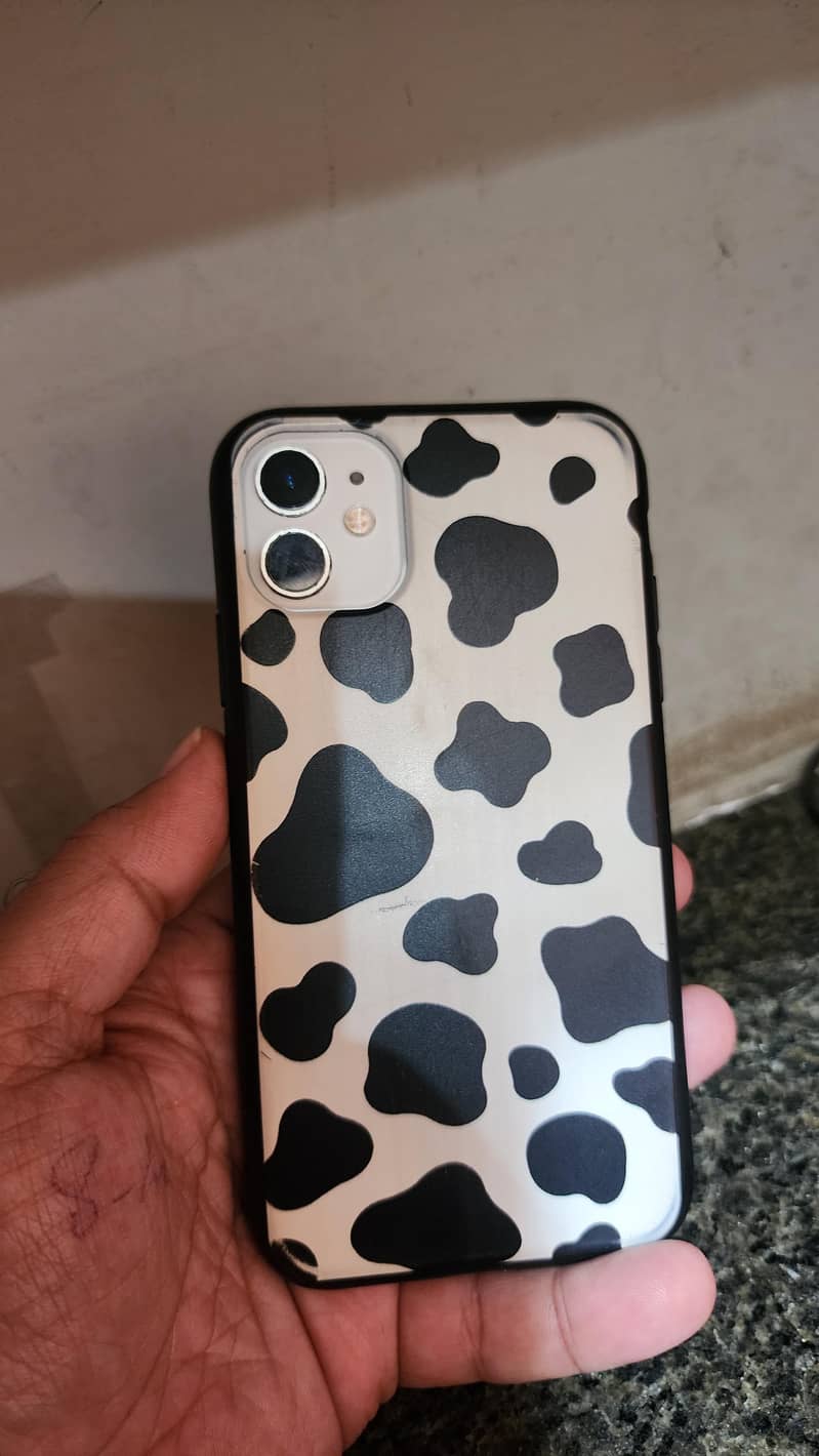 Apple iPhone 11 0