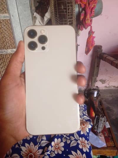 iPhone 12 pro Max factory unlock