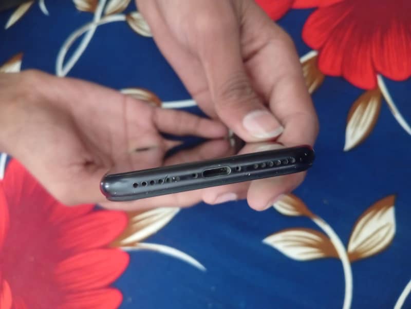 Apple iPhone SE 2rd 5