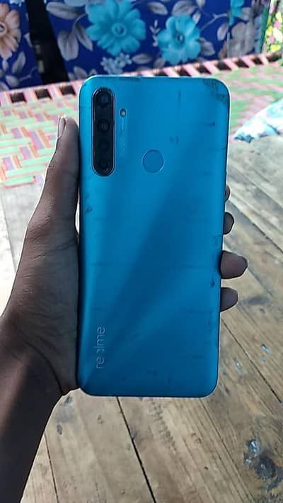 Realme 5i