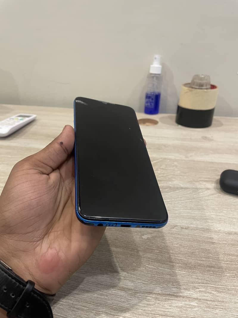 Realme C3 5