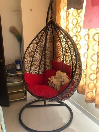 Hanging egg-style jhula for sale