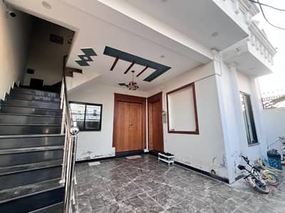 6.5 Marla House For Sale In New City
