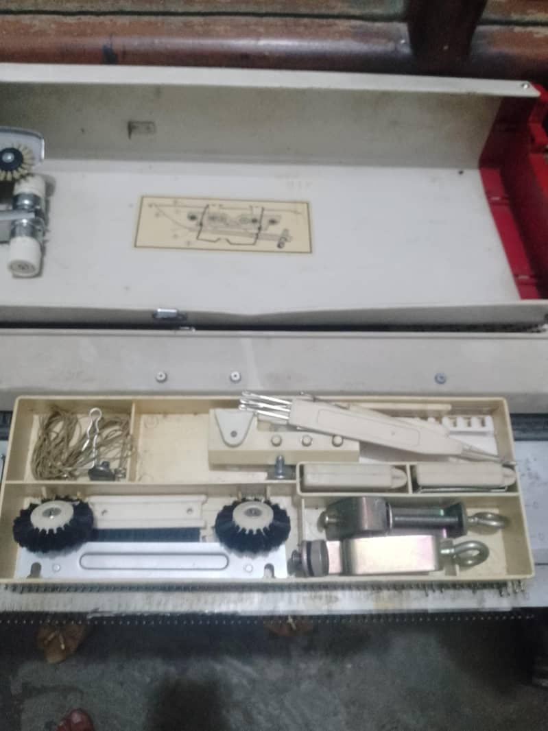 singer knitting machine 2
