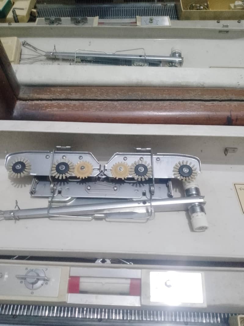 singer knitting machine 5