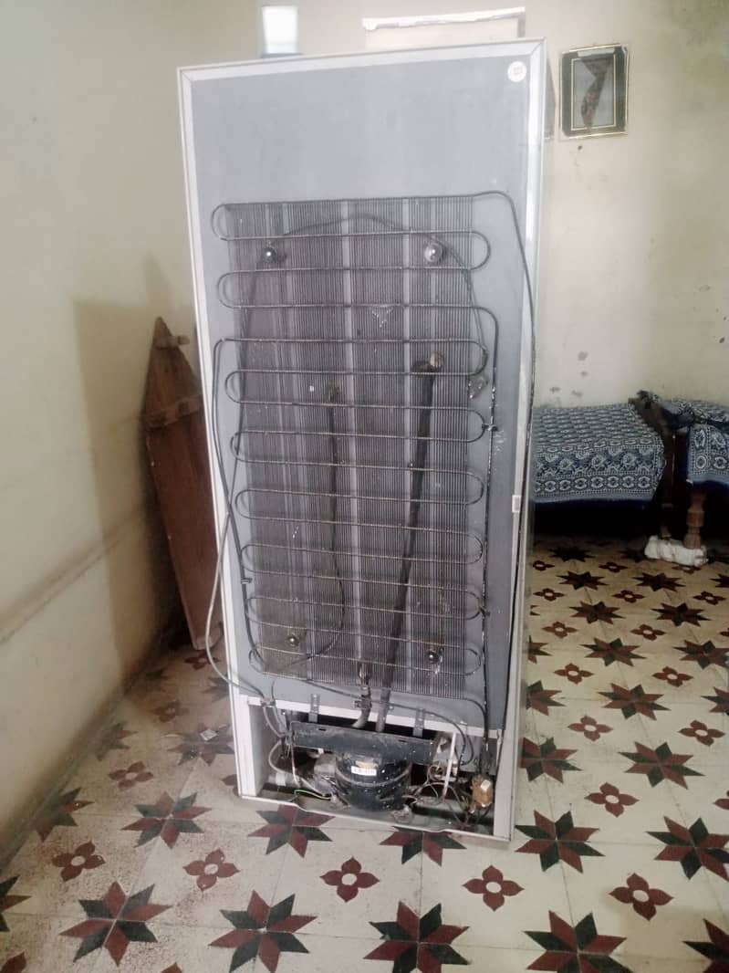 Fridge 0