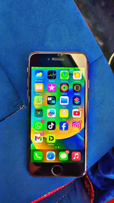 Apple iPhone 8