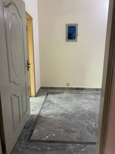 2 beds flat Available For Rent