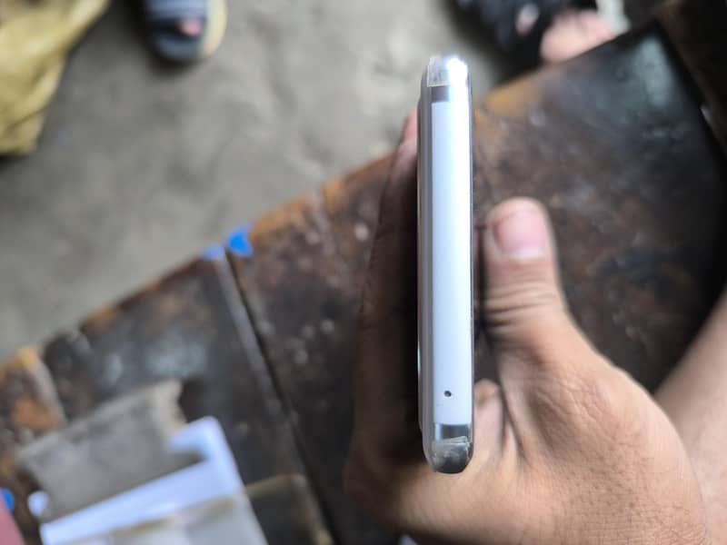 Google Pixel 6 Pro 10.10 condition 4