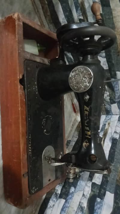 zenit japani machine jam para hay Kahi arsy sy Kisi ko chahye rabta kr