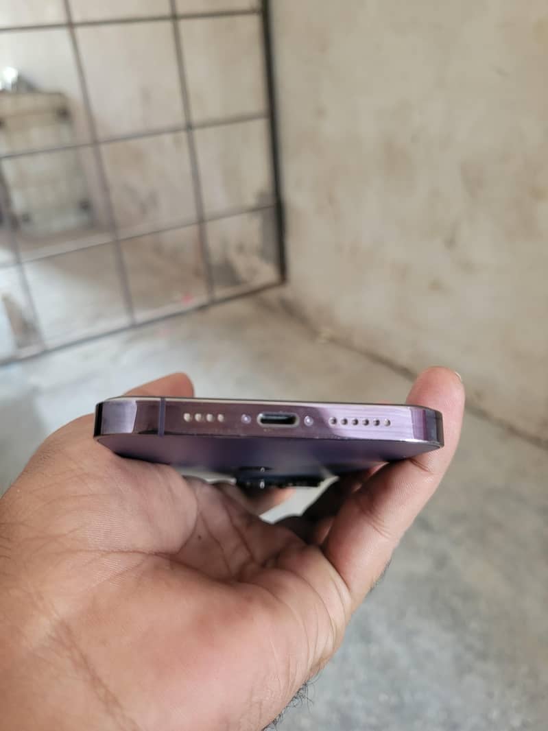 Apple iPhone 14 Pro Max 4