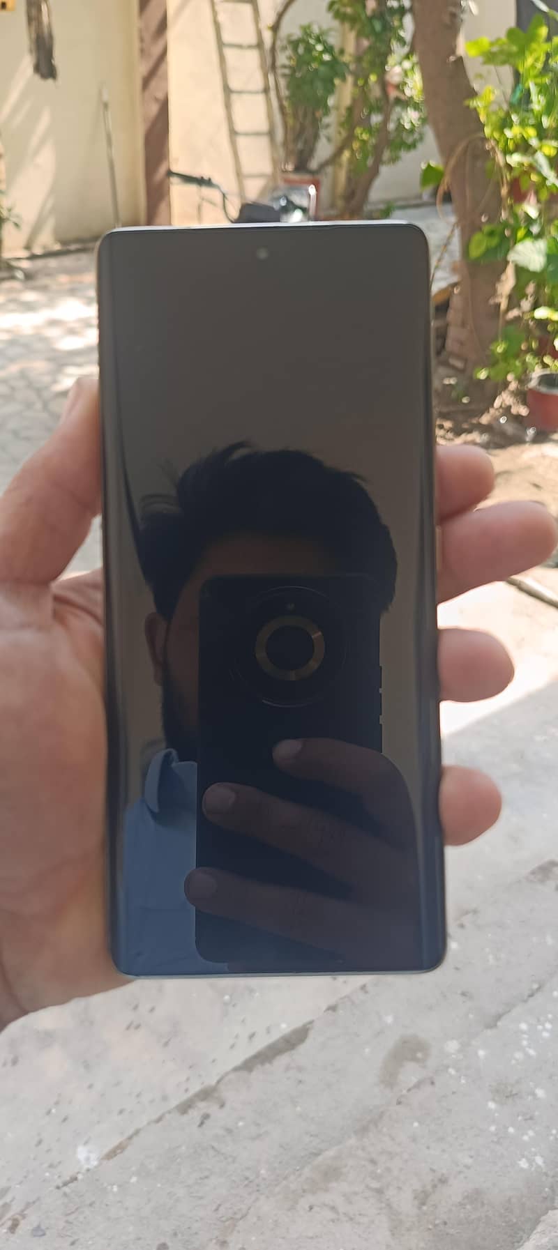 Infinix Note 40 pro 3