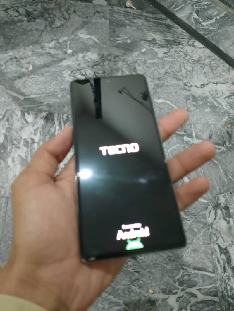 Tecno CAMON 30 2