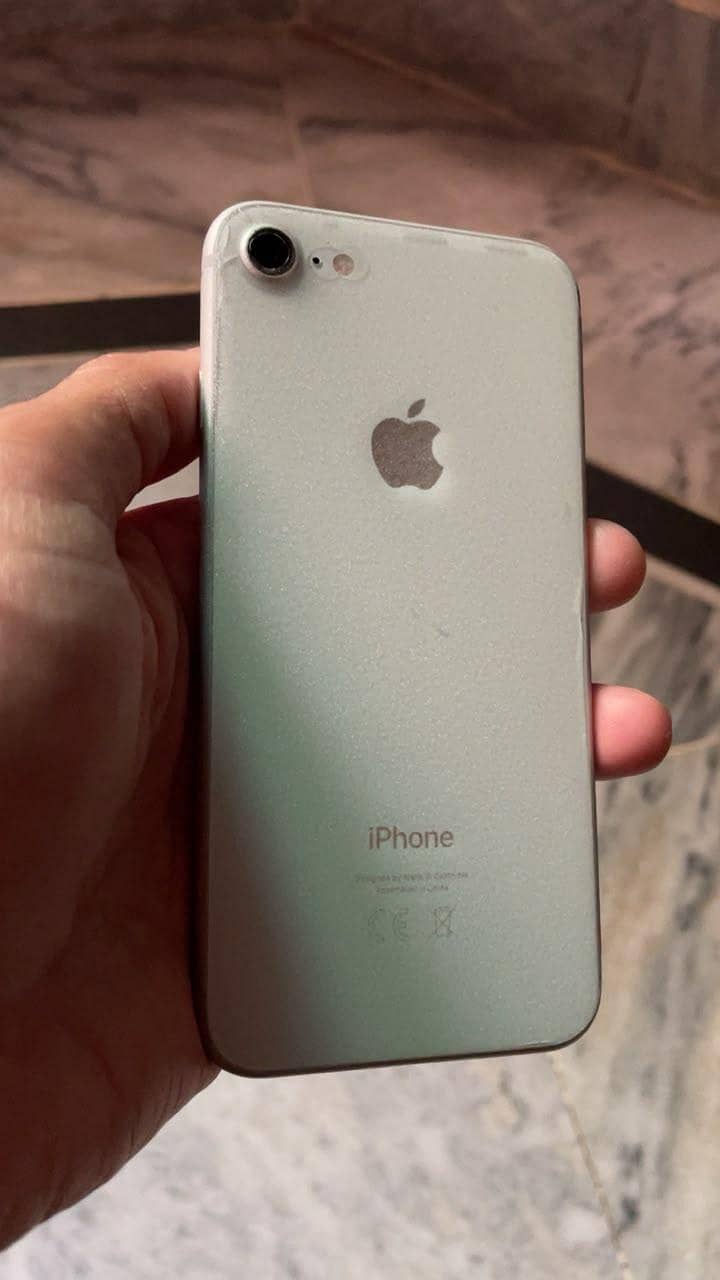 Apple iPhone 8 2