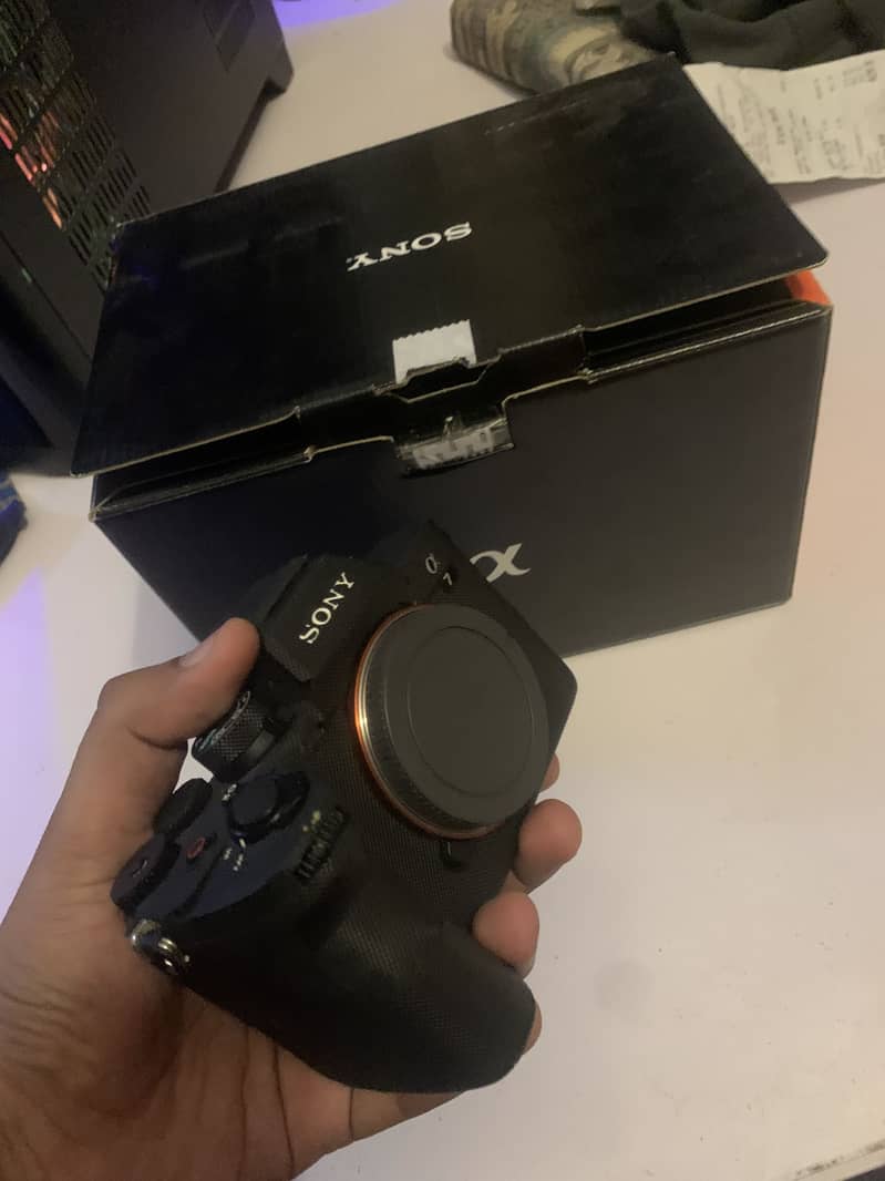 Sony a7iv complete box 1