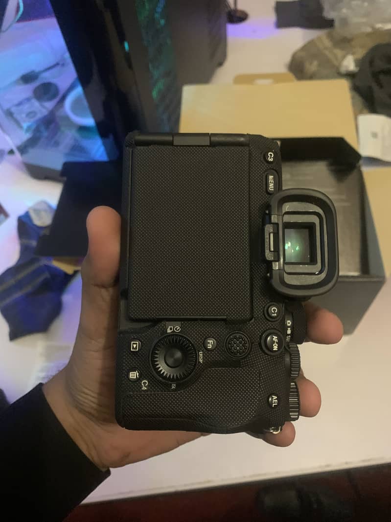 Sony a7iv complete box 4