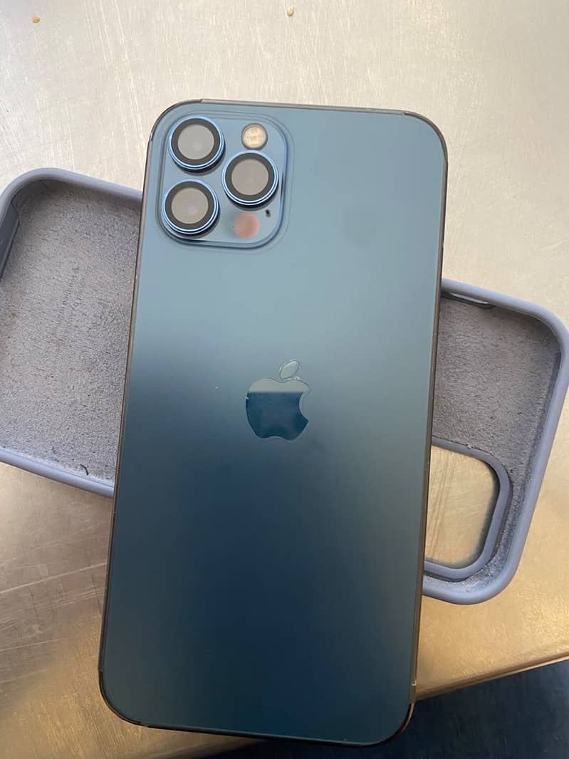 Apple iPhone 12 Pro 1