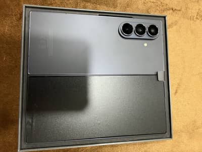 Samsung Mobile Z Fold 7