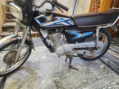 Honda 125 2023 model Islamabad number