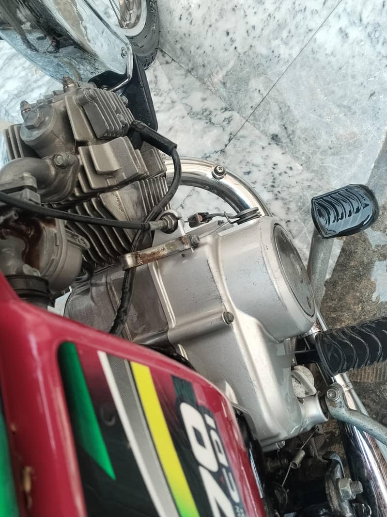 CD 70 MODEL 22 8