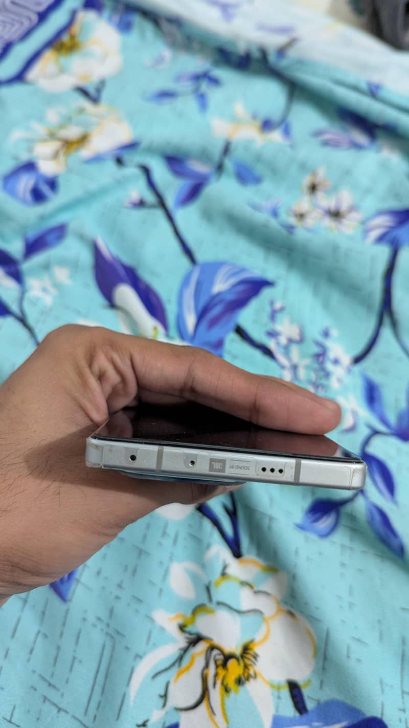 Infinix Note 50 Pro 4