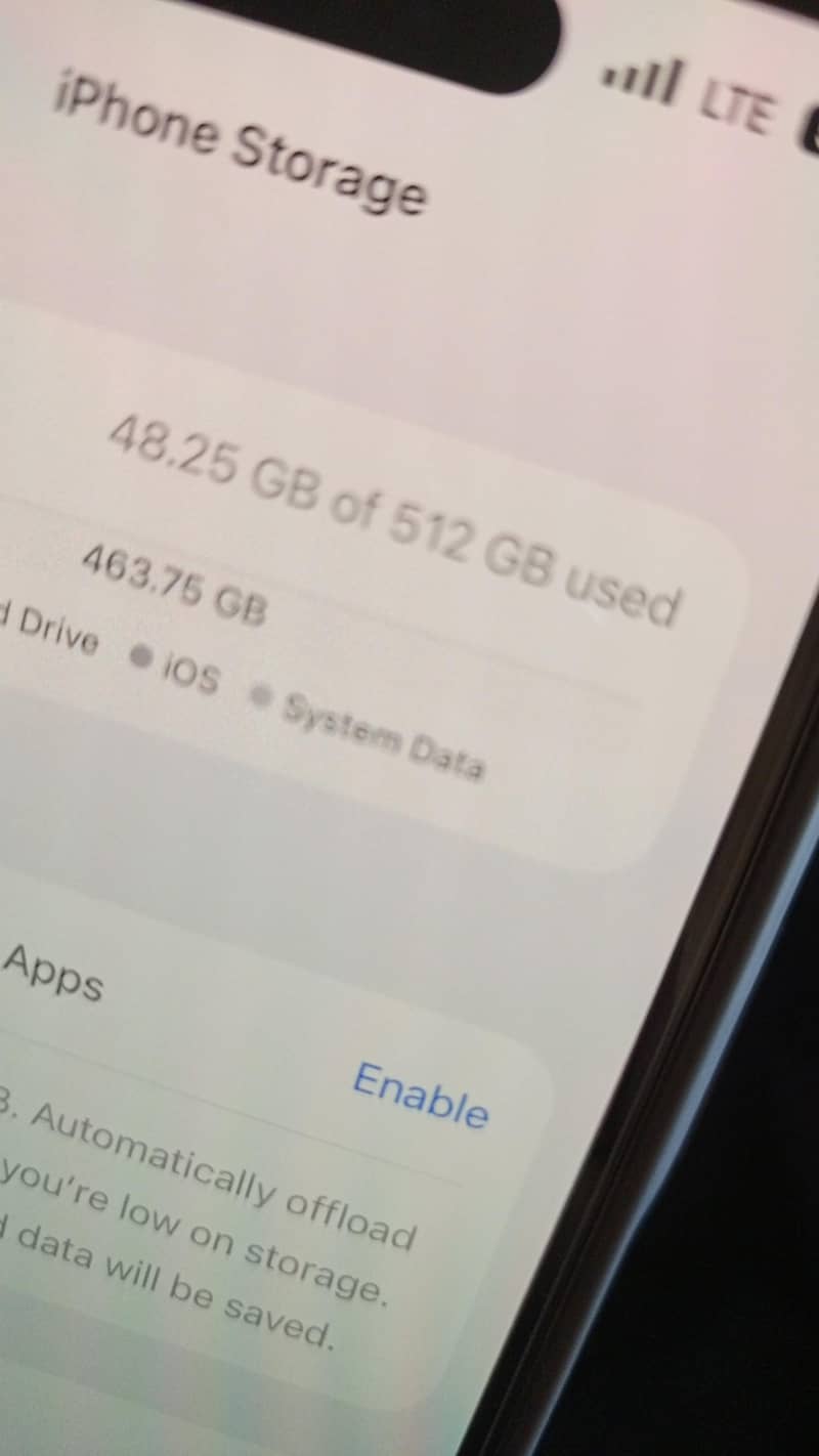 Apple iPhone 15 Pro Max 3