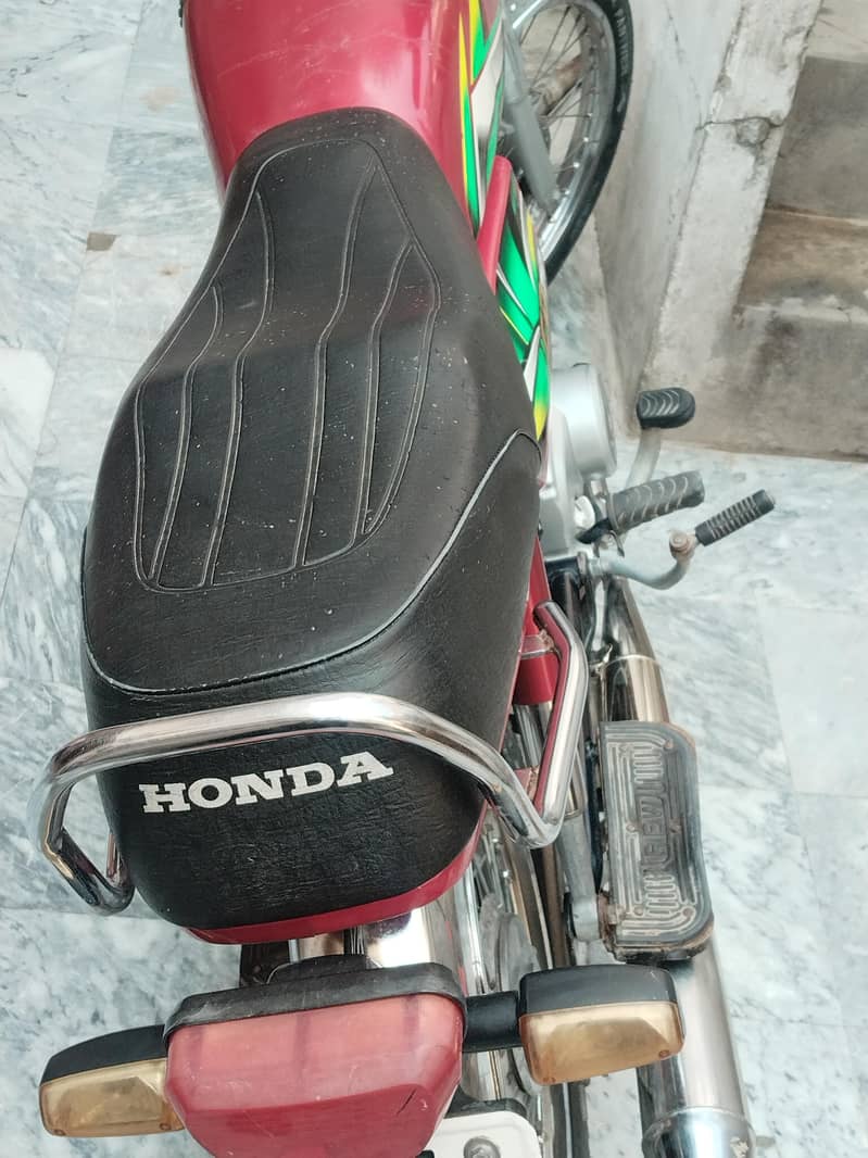 22 MODEL CD 70 4