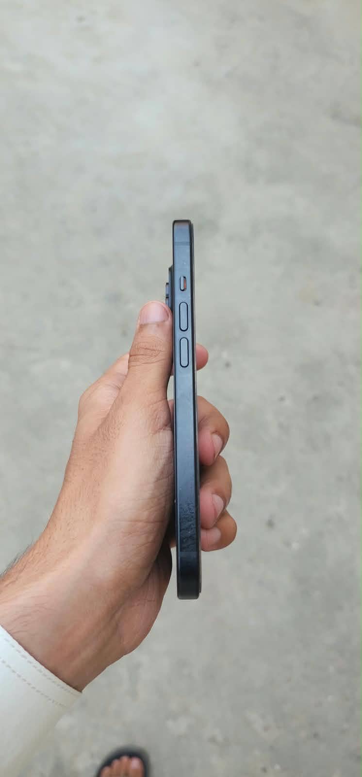 Apple iPhone 15 3