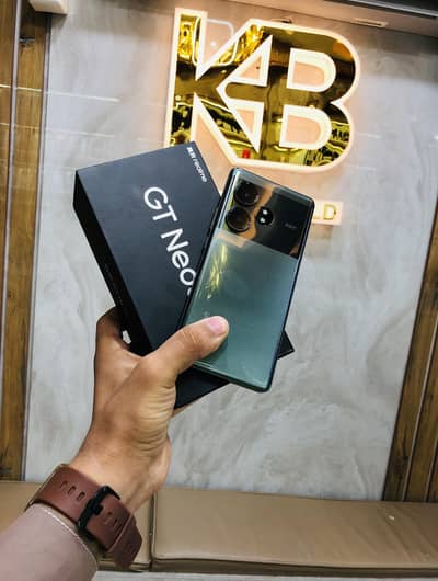 Realme GT Neo6 SE
