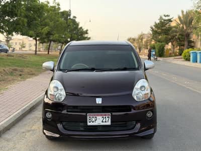 Toyota Passo HANA 2011/2014 model.
